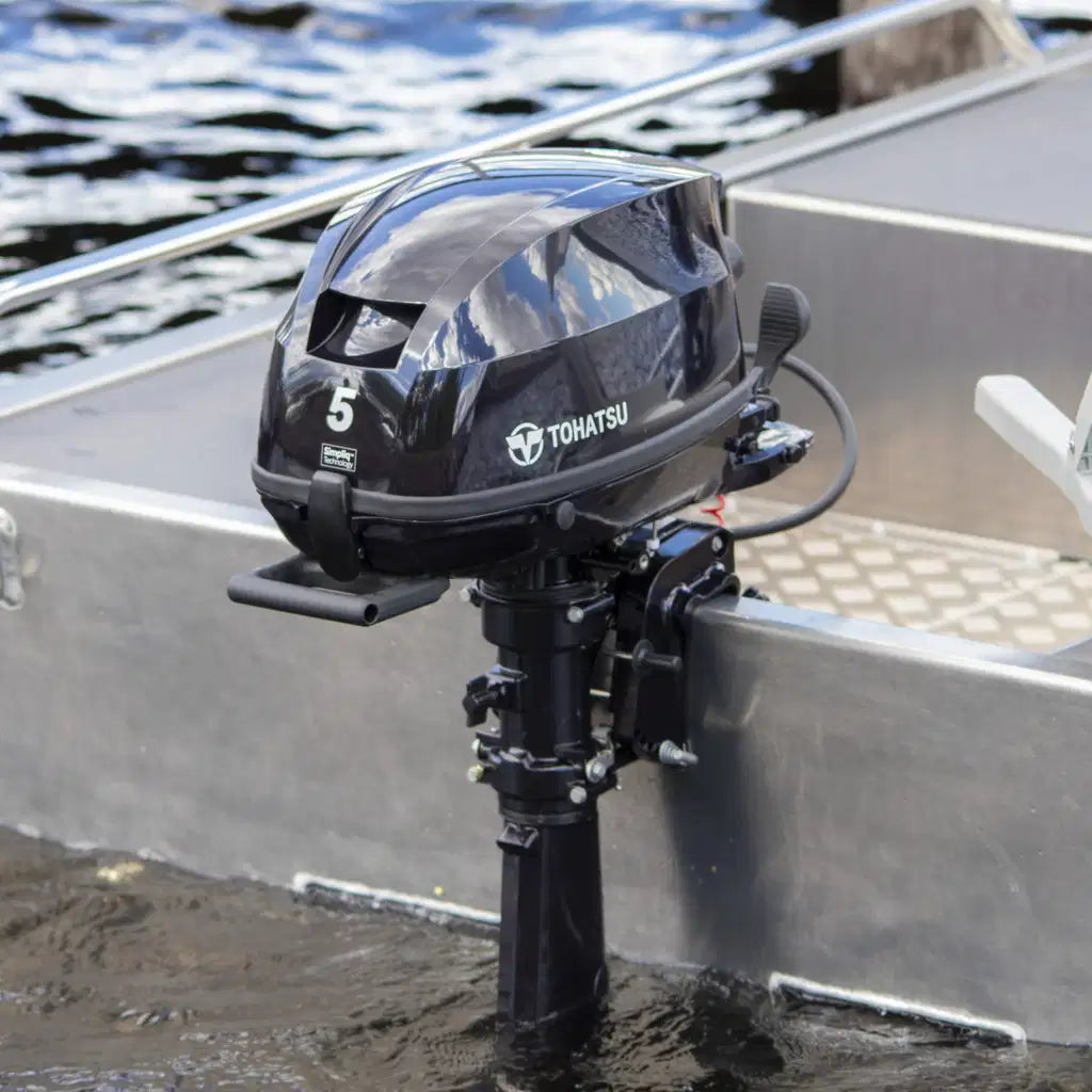 TOHATSU MFS5DDS 5hv perämoottori