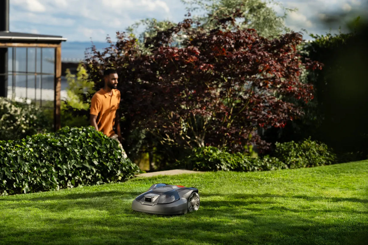 HUSQVARNA Automower® 308V, Vision navigointi, EPOSÖ valmius (ei rajalanka asennus)