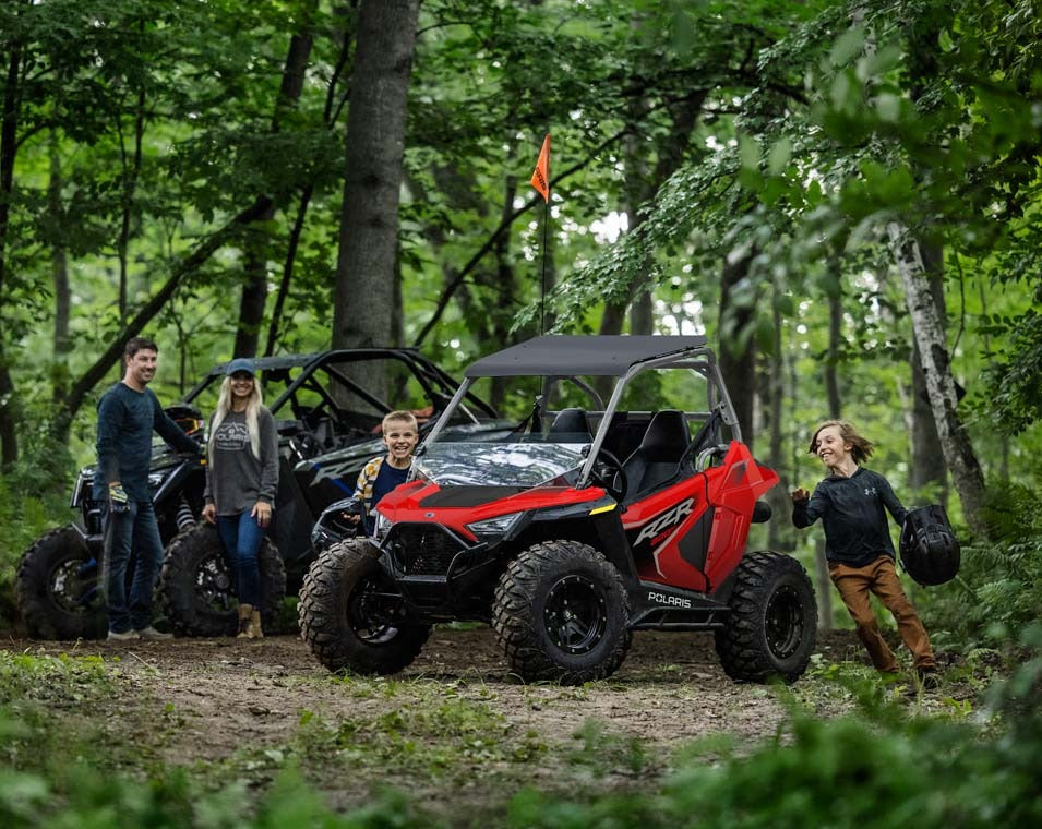 RZR 200 - Indy Red (MD)