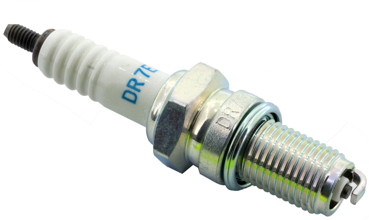 DUELL NGK sparkplug DR7EA