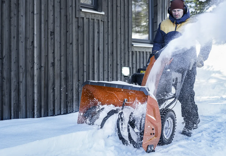 HUSQVARNA ST 376, 375 CC, 76CM, HYDROSTAATTI, LÄMPÖKAHVAT, SÄHKÖKÄYNNISTYS, OHJAUSTEHOSTIN, LED-VALOT
