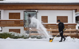 Stiga ST 300e Kit akkukäyttöinen lumilinko, sisältää akun ja laturin