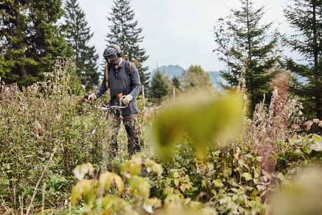 STIHL FS 131 Raivaussaha Sis Teräsetti
