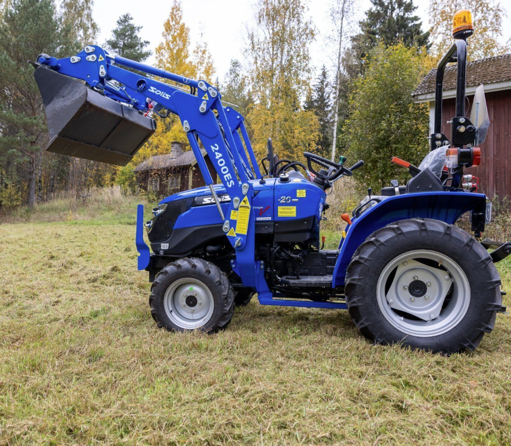 Solis 20 6+2 4WD Etukuormaajalla