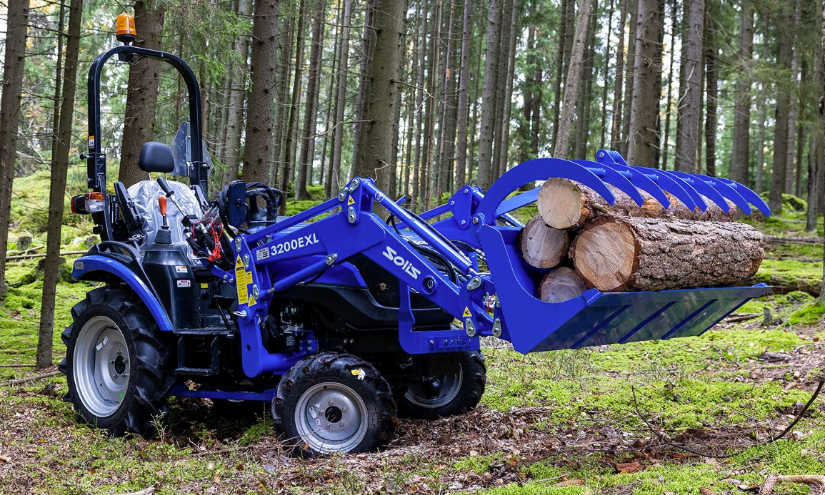 Solis 26 HST  4WD Etukuormaajalla