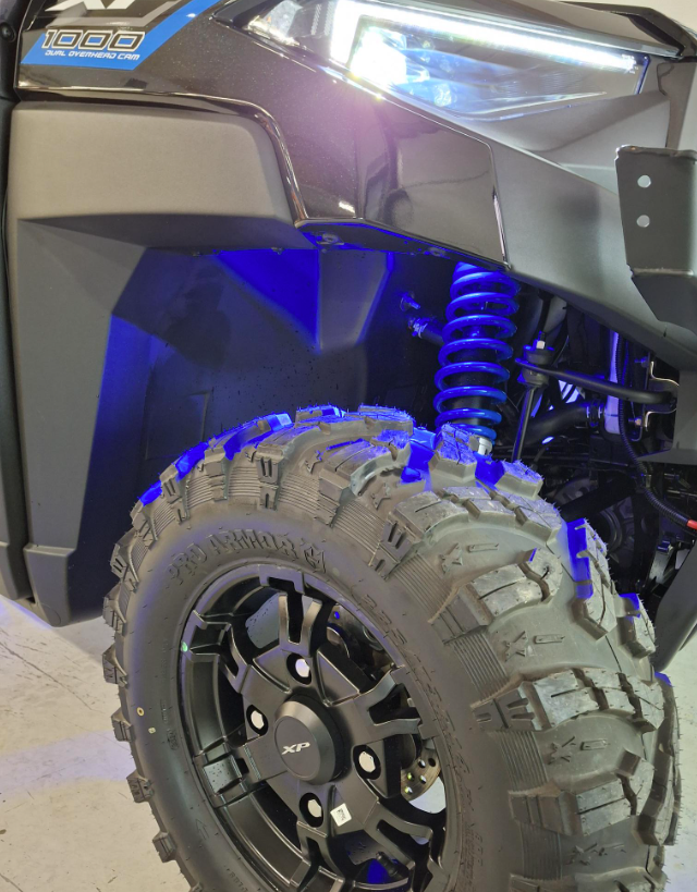 POLARIS Ranger XP 1000 EPS TRAKTORIMÖNKIJÄ PAKETTI