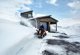 Husqvarna R316TSX AWD Etuleikkuri + 112cm pöytä