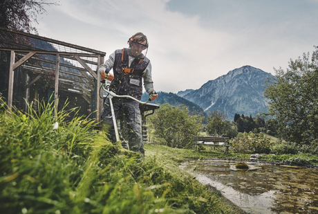 STIHL FS 131 2026 polttomoottorikäyttöinen raivaussaha
