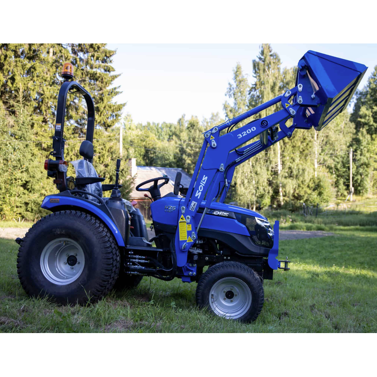Solis 26 HST 4WD Etukuormaajalla