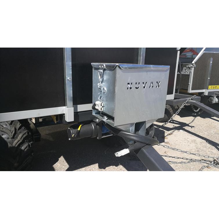 NUVAX AKKULAATIKKO AISAKIINNITTEINEN NUVAXAKKULAATIKKOAISA KAAPELOITUNA