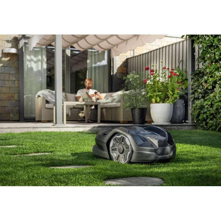 HUSQVARNA AM305E NERA