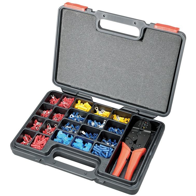 SÄHKÖLIITINSRJ 1000-OS PIHDEILLÄ IKH7129