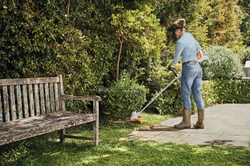 STIHL FSA 57 AKkutrimmeri Sis AK10 Ja Al101