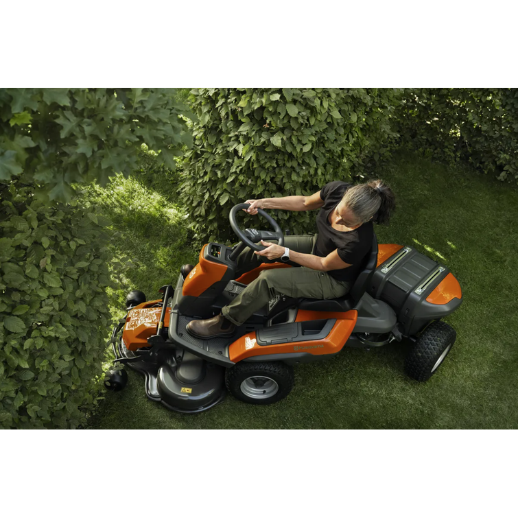 HUSQVARNA R200iX AWD, Akkuetuleikkuri, 2kw, ei sisällä leikkuulaitetta eikä laturia